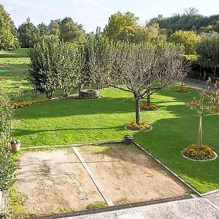 Au Jardin Fleuri Les Châtelliers-Châteaumur