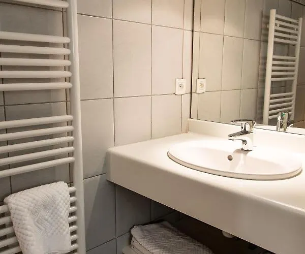 Au Jardin Fleuri * Les Châtelliers-Châteaumur